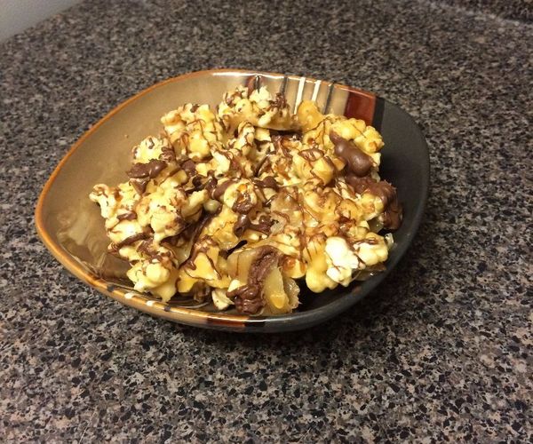 Caramel Popcorn With Chocolate Drizzle