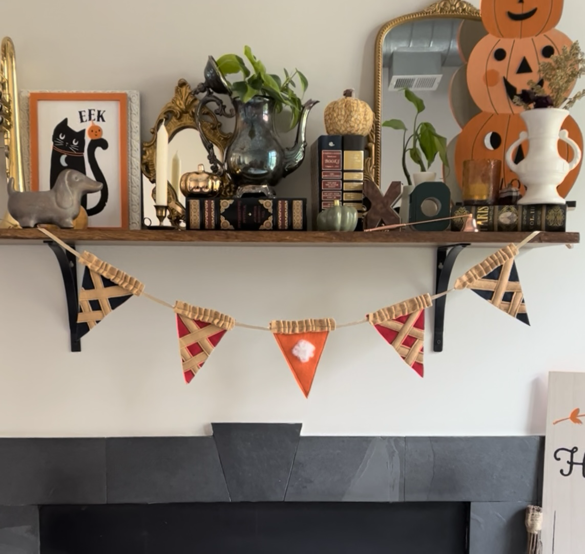 Felt Pie Garland