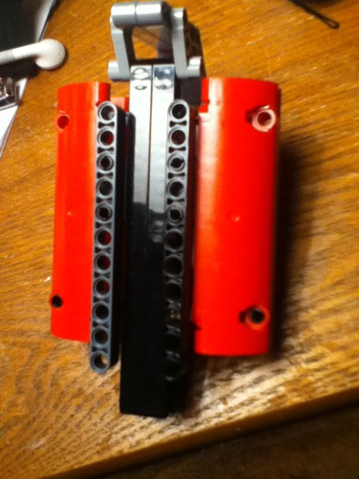 Simple Lego iPod Holder