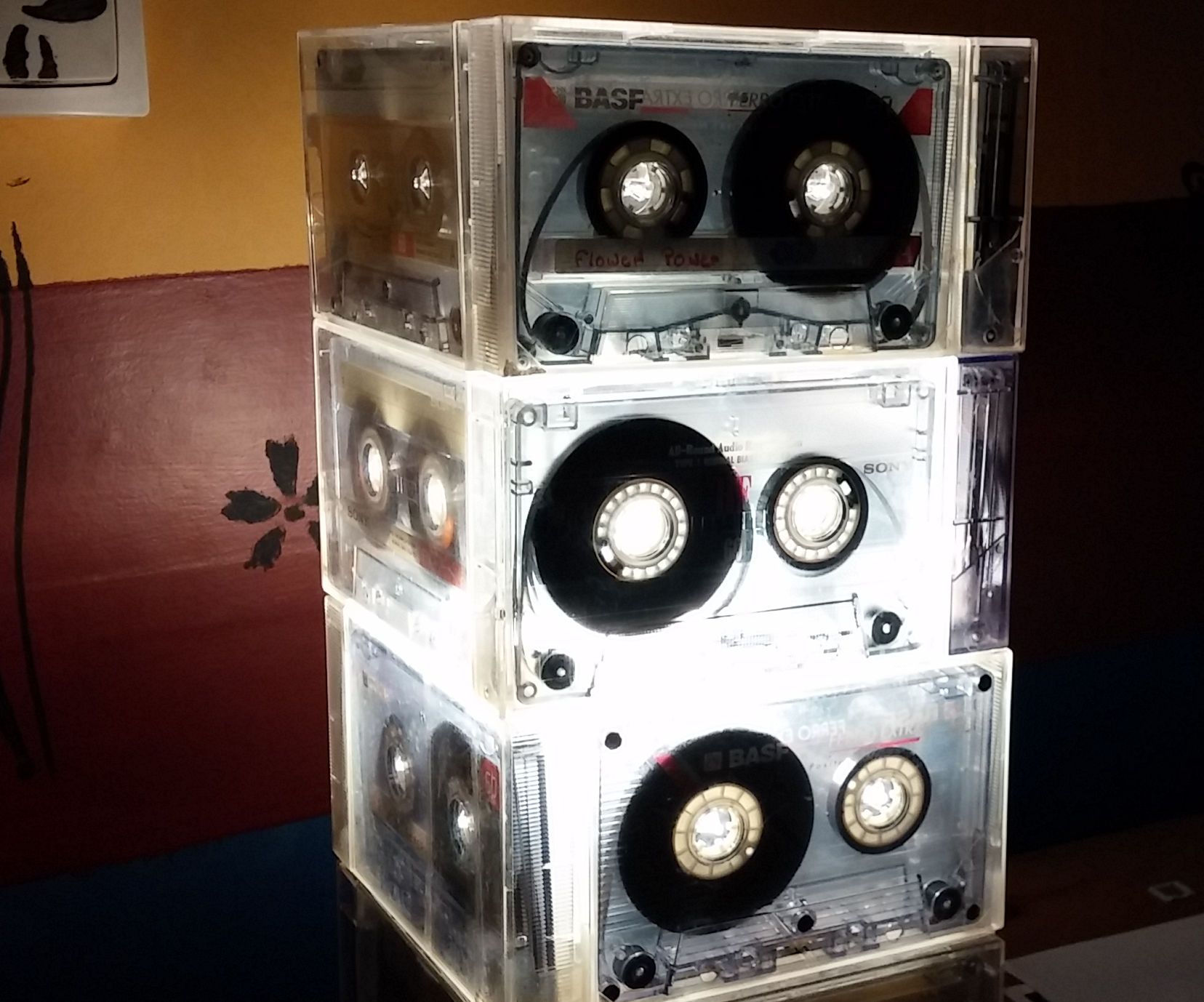 CASSETTE TAPES LAMP