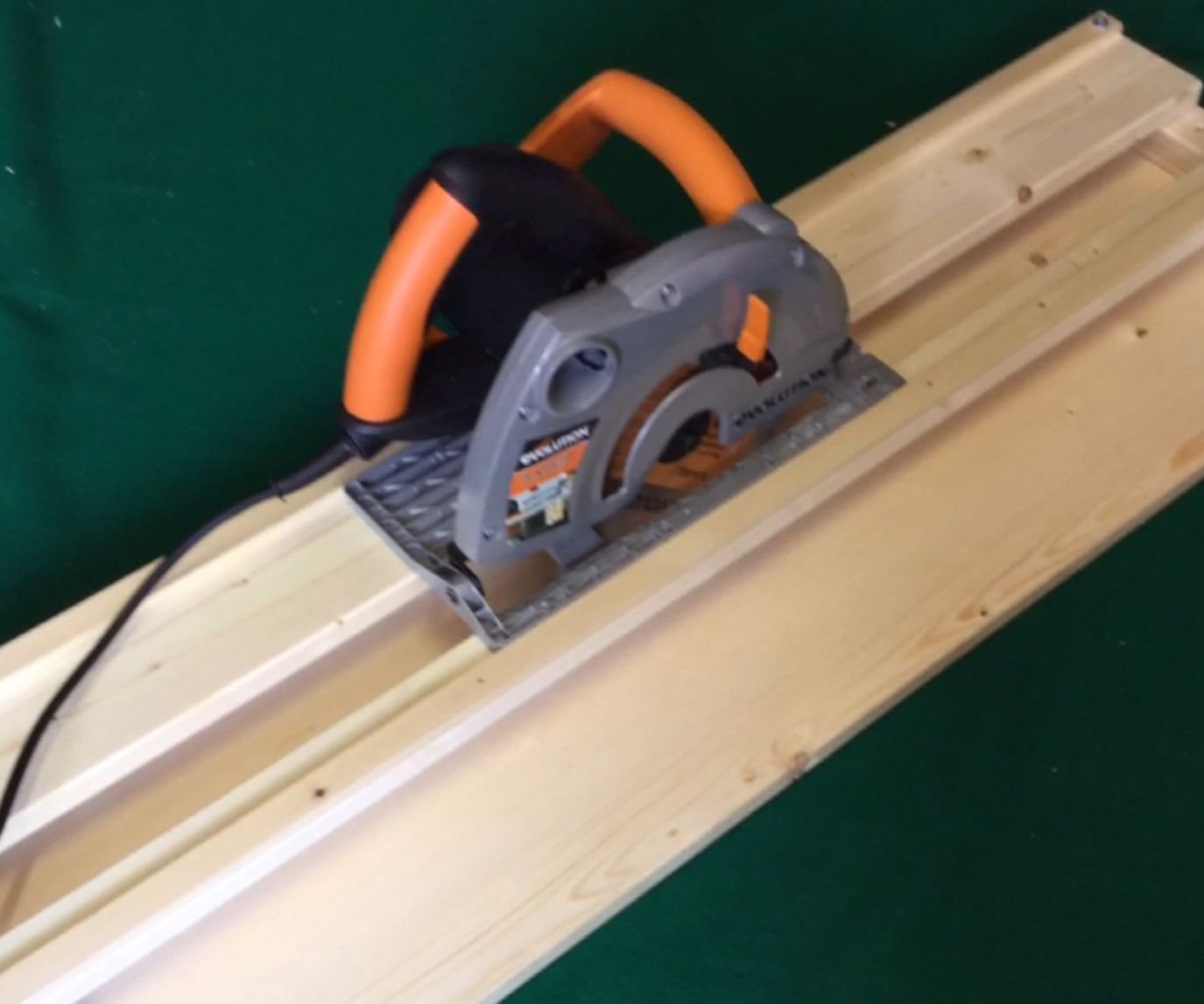 Circular Saw CrossCut Jig