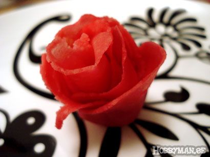 Make a Nice Marzipan Rose for Your Cake.