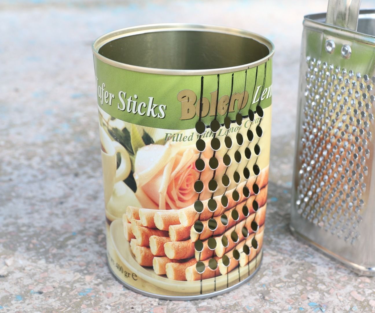 How to Make a Grater From a Tin
