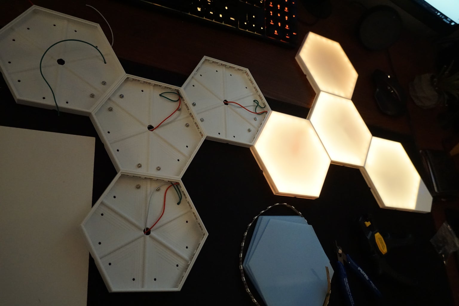 DIY Hexagonal Nanoleaf LED Light : 5 Steps (with Pictures) - Instructables