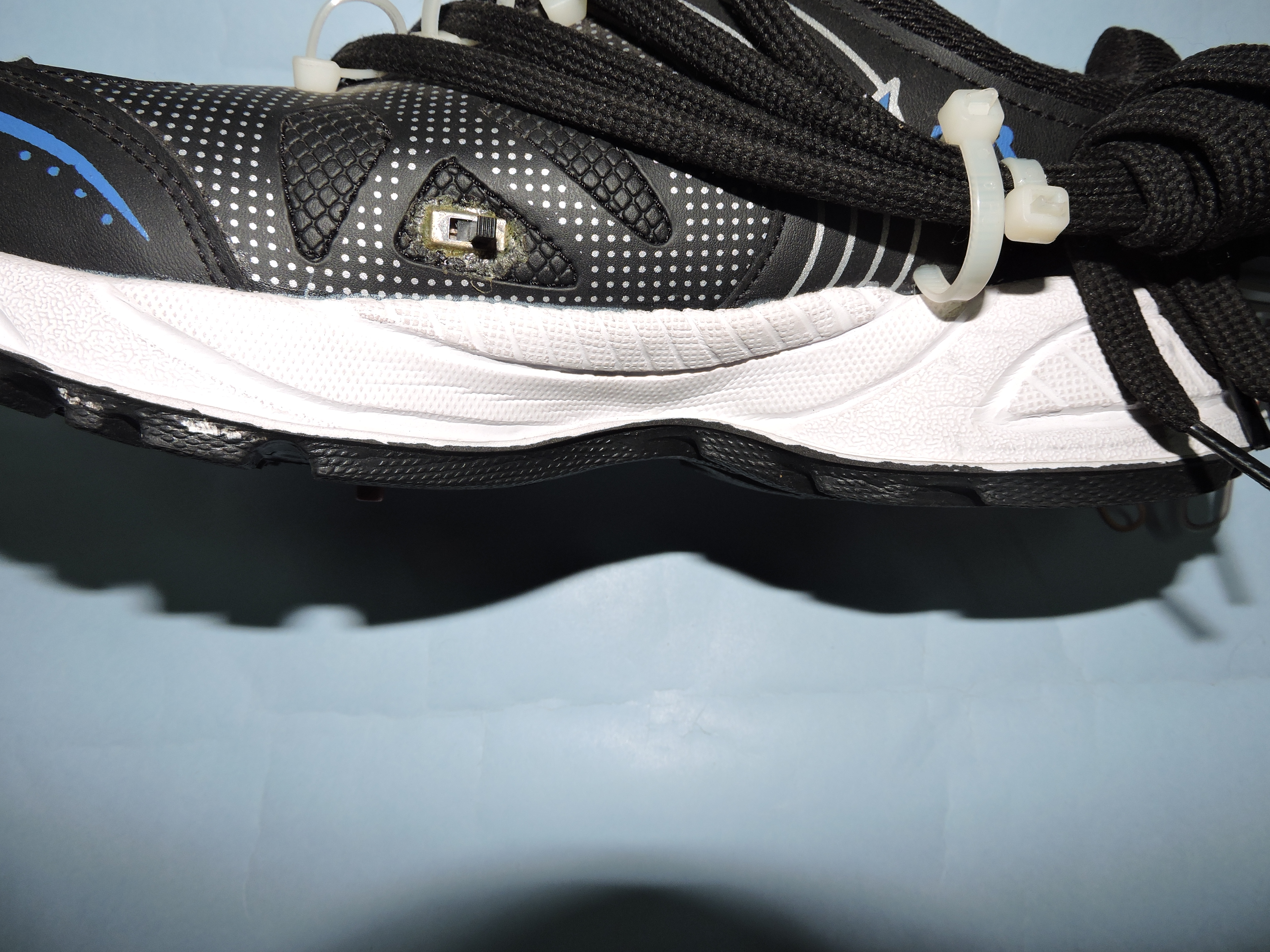 automatic lacing shoes