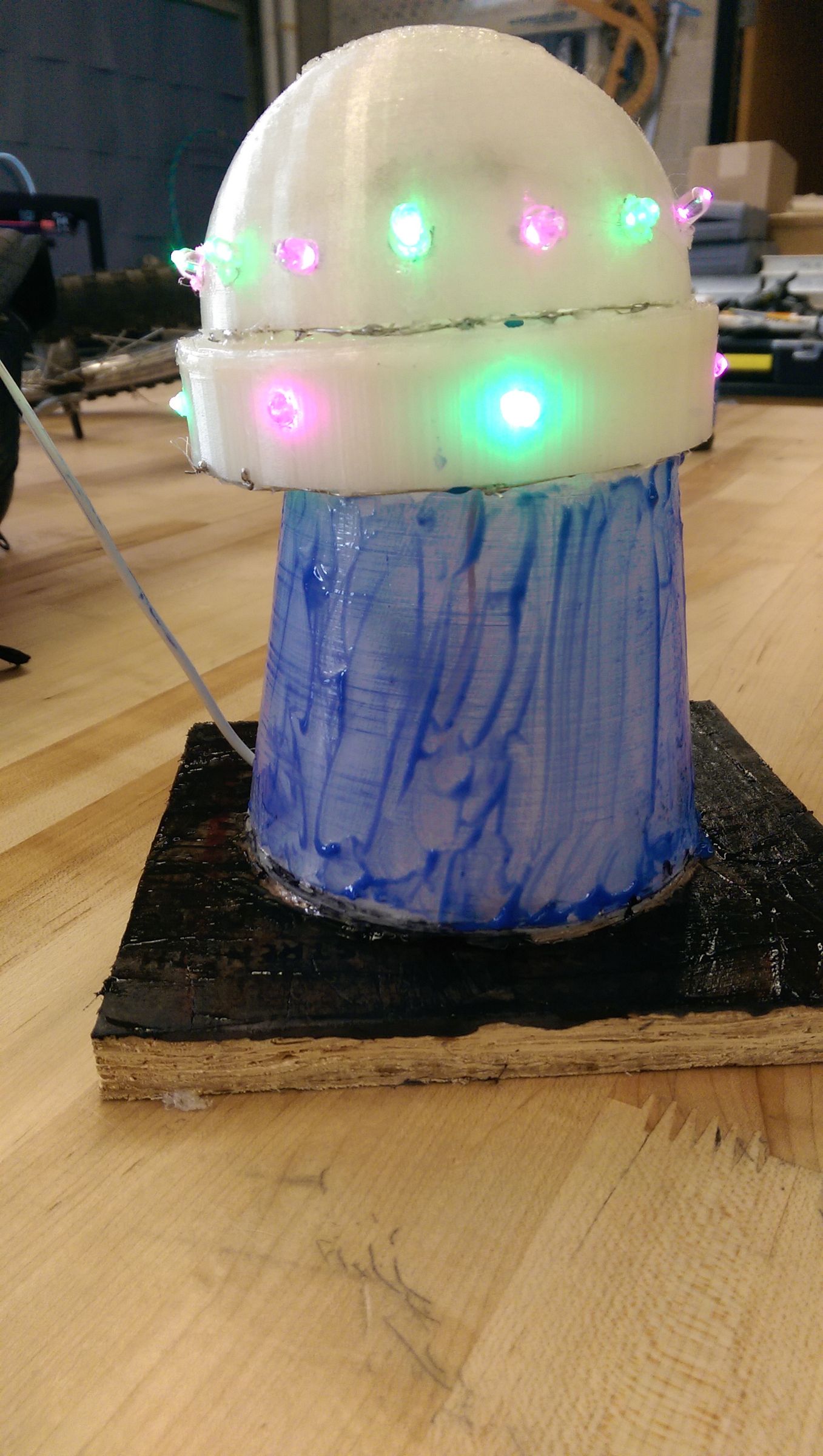 Alien Spaceship Lamp