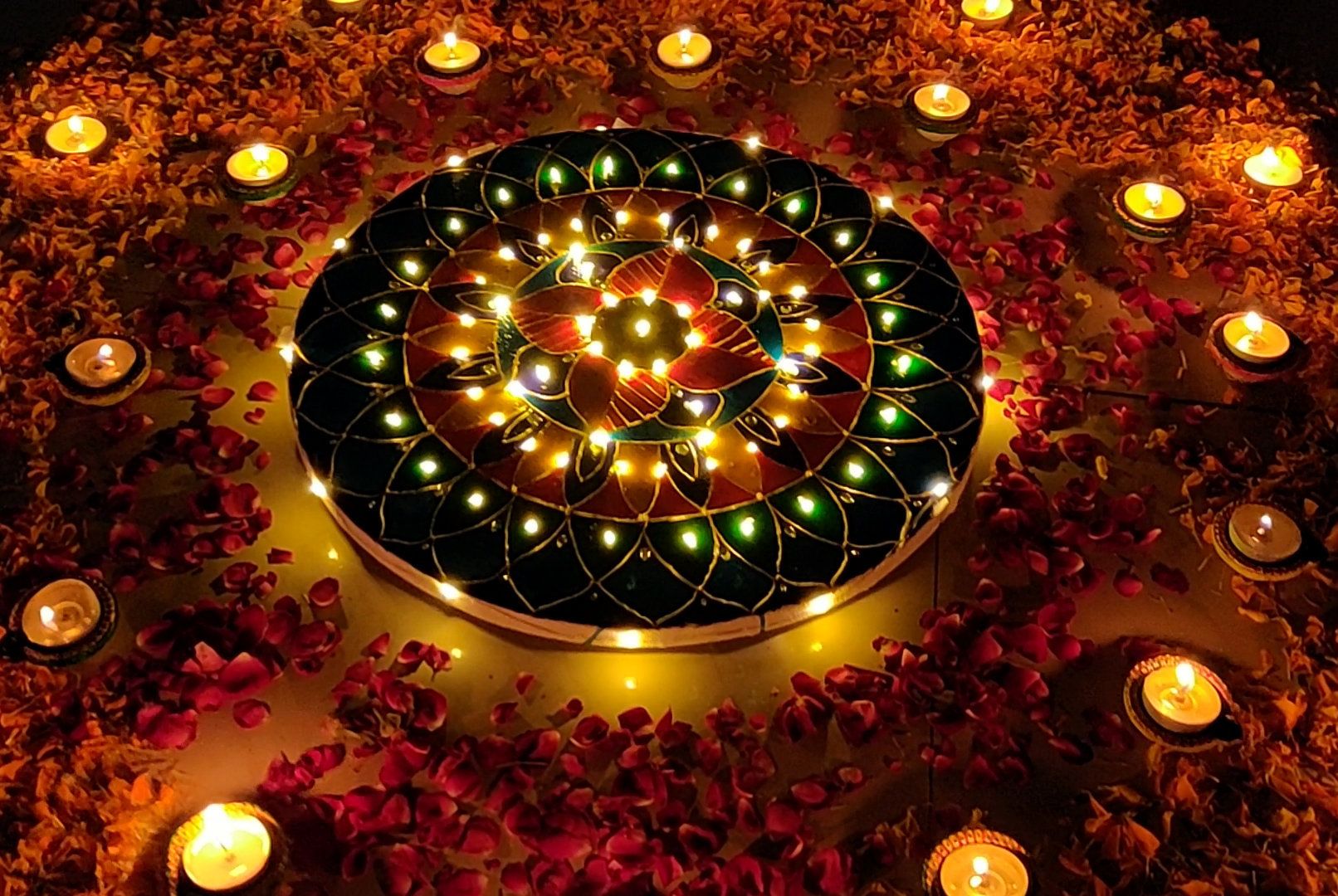 FAIRY LIGHTS RANGOLI WITH CANVAS : 6 Steps (with Pictures) - Instructables