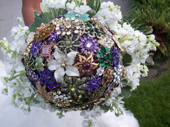 My Personal Brooch Bouquet!