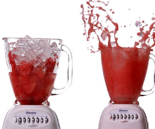 How to Turn on a Blender