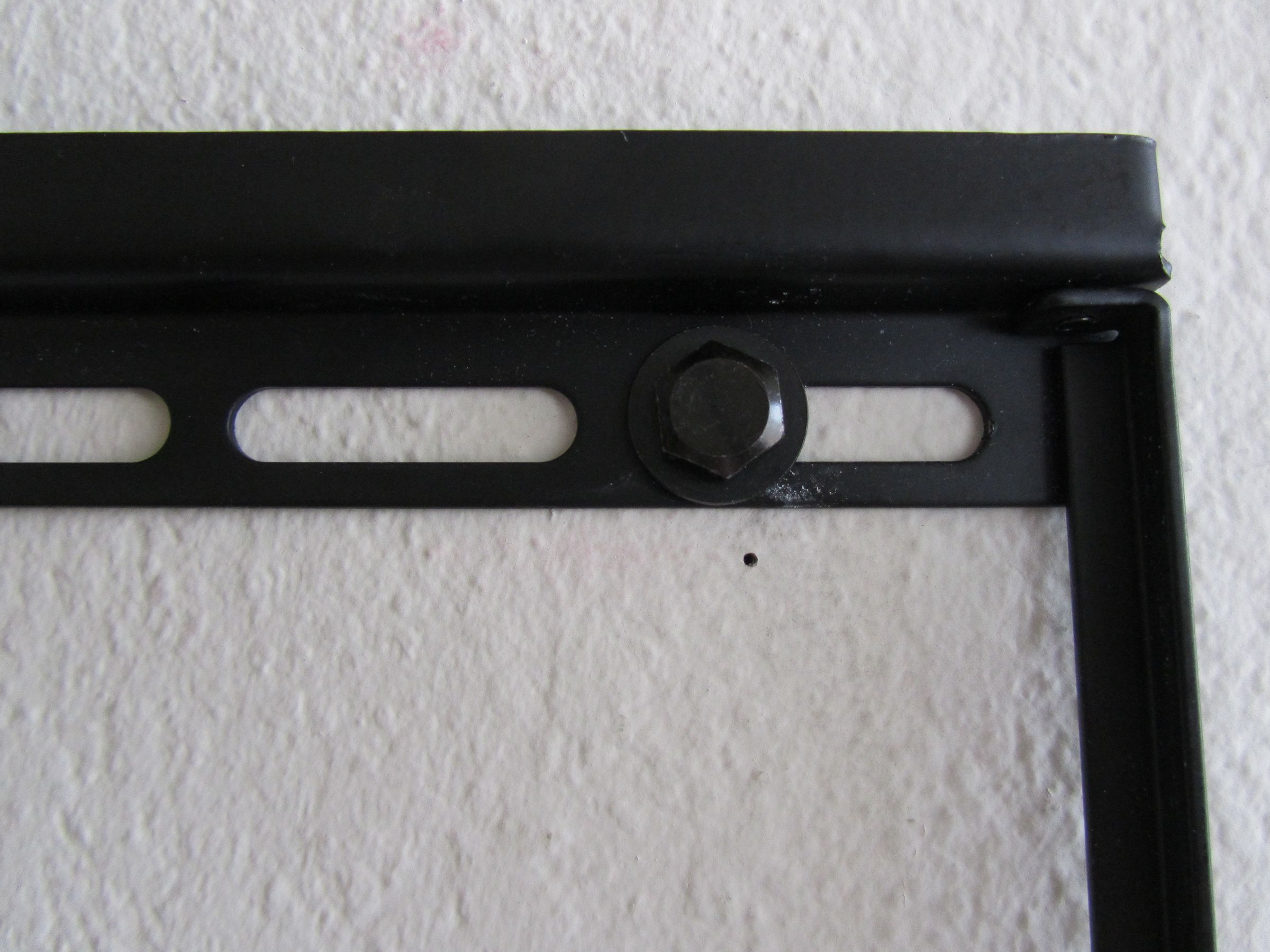 How to Wall Mount a Television (using a Cheetah Mount) 8 Steps (with