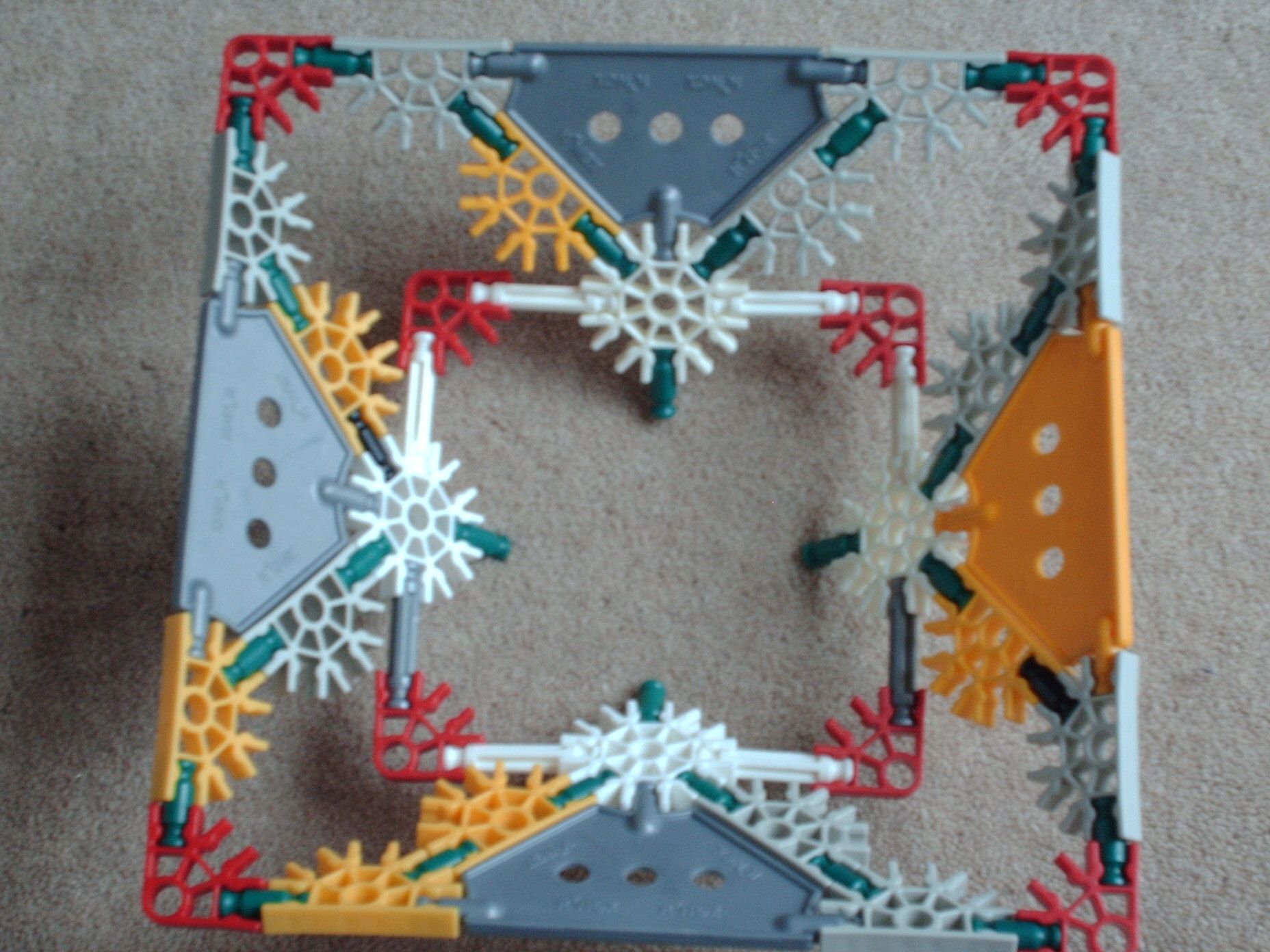 Knex Basket/Funnel 4 Steps Instructables