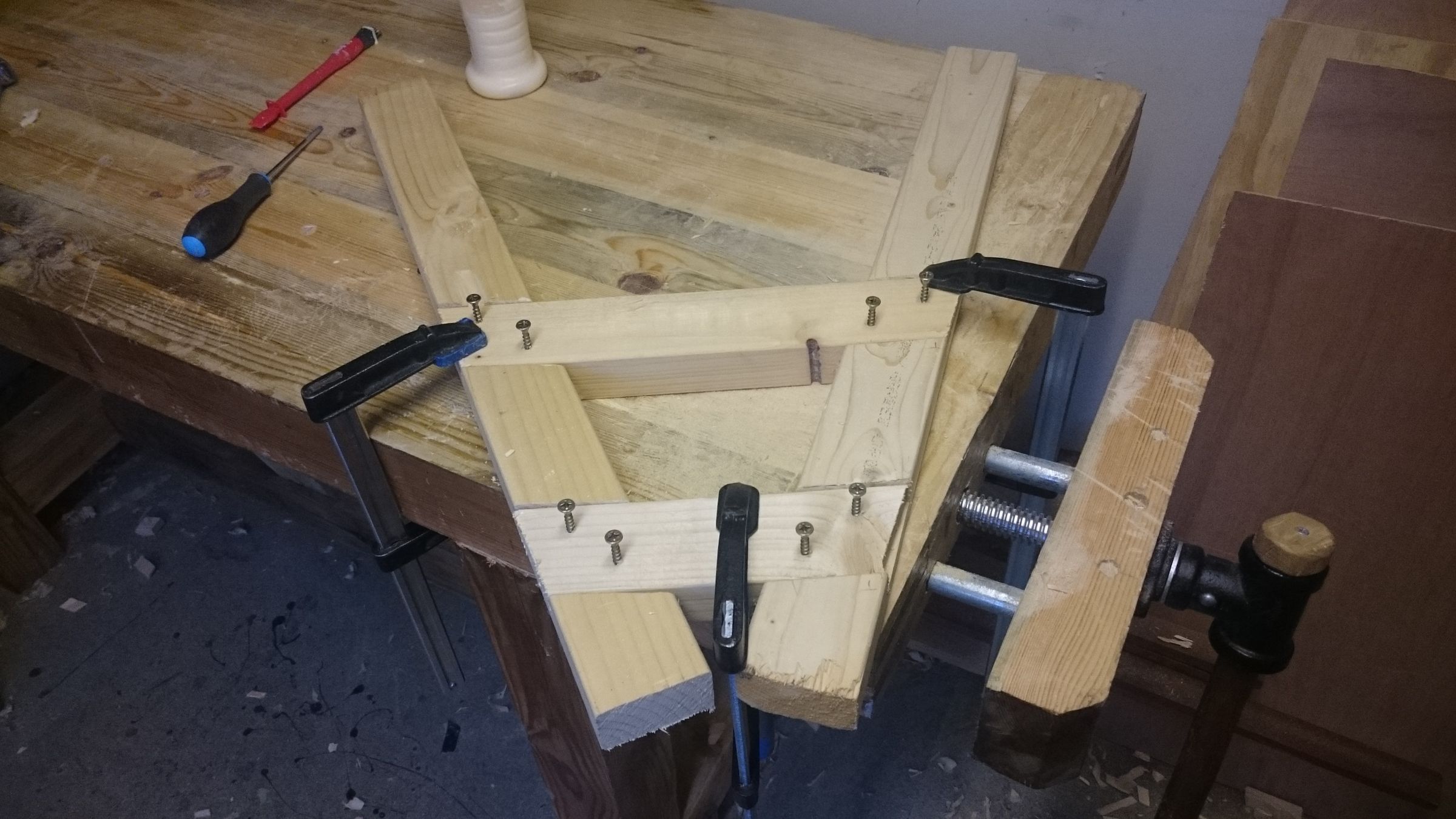 Log Holder for Hand Sawing 5 Steps (with Pictures) Instructables