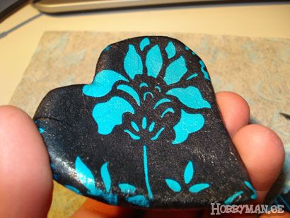 Dress your clay with Découpage