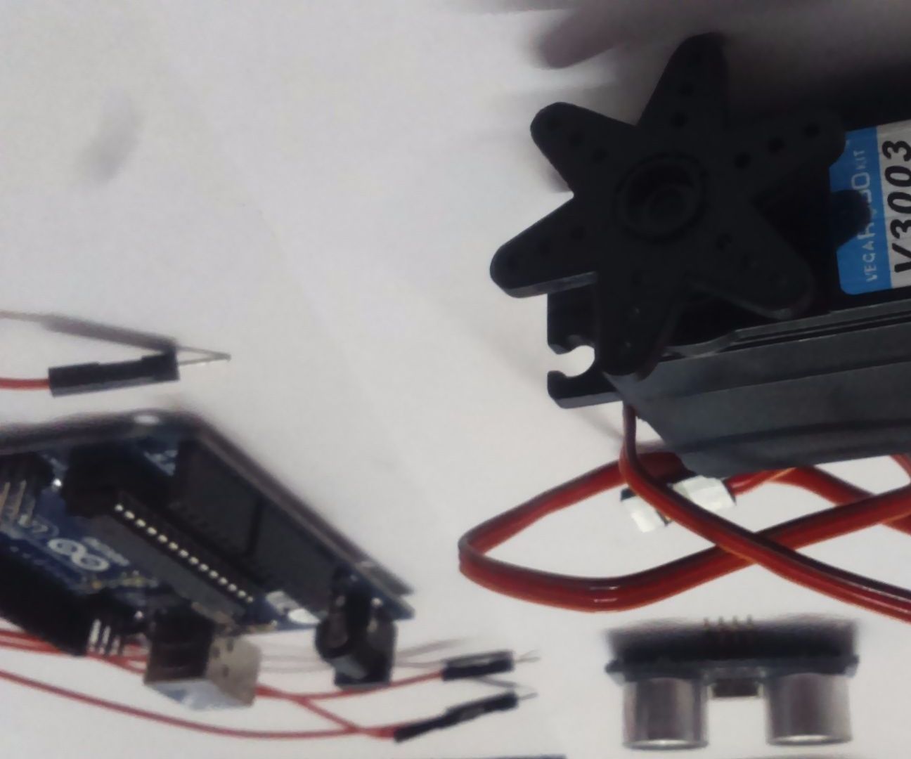 CONTROL SERVO MOTOR USING MOTION SENSOR