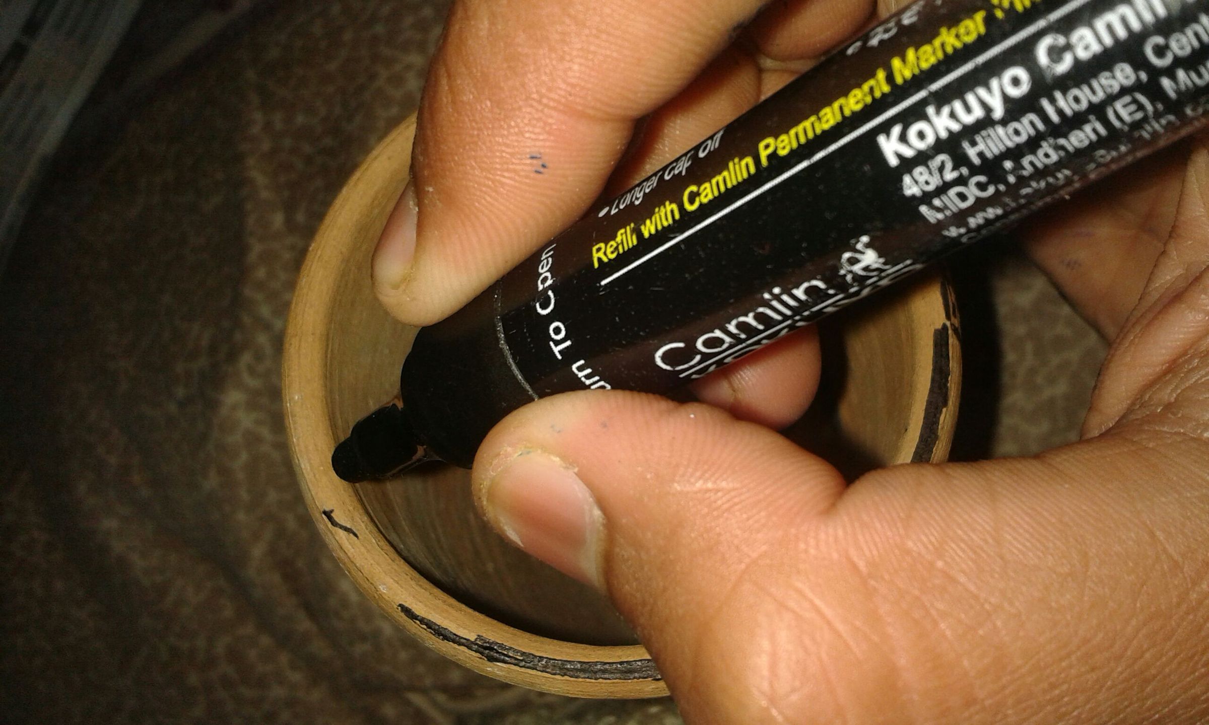A cheapest pen holder