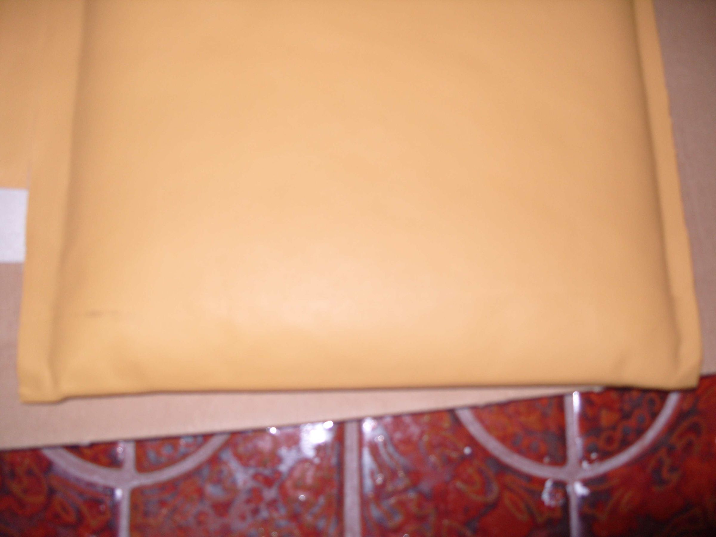 diy-macbook-air-padded-vinyl-envelope-sleeve-for-less-than-10-00-9