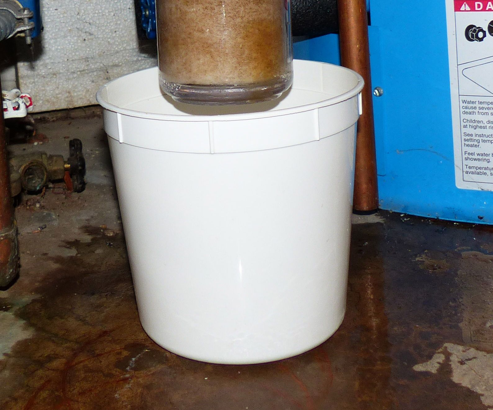 Leaky Filter Auto Siphon