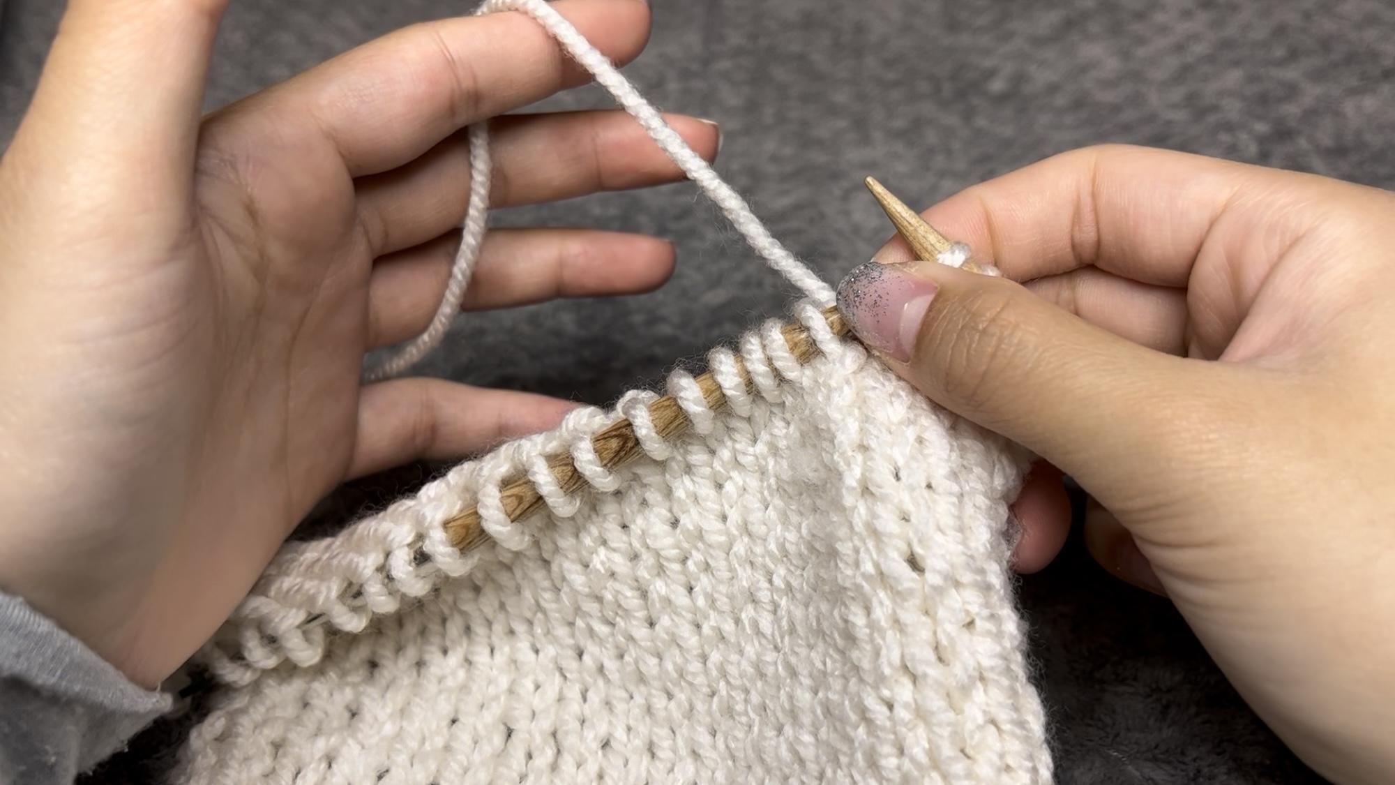 EnglishStyle Knitting Vs. Continental Knitting 9 Steps (with