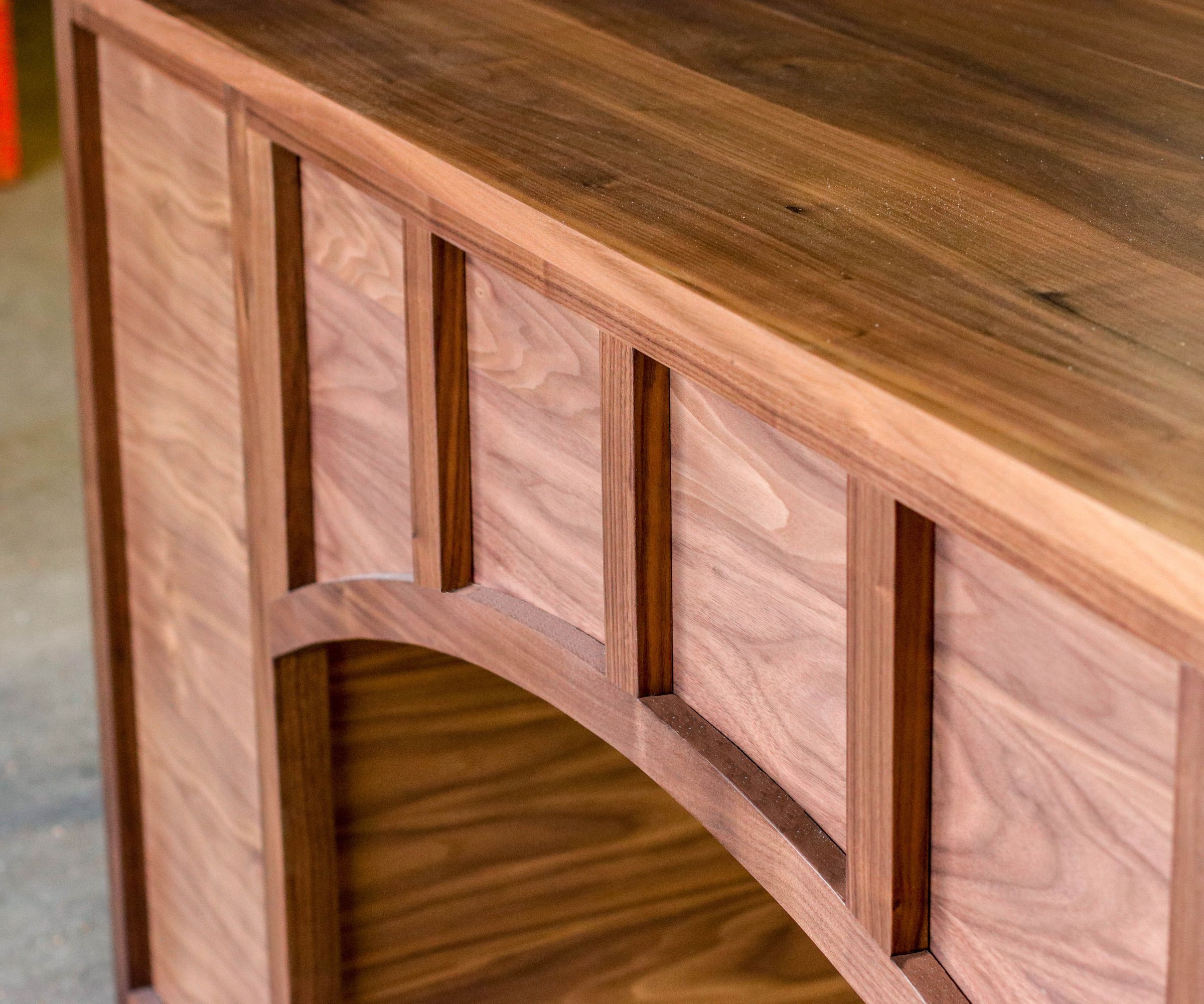 Building a Walnut Office Desk & Pricing It 