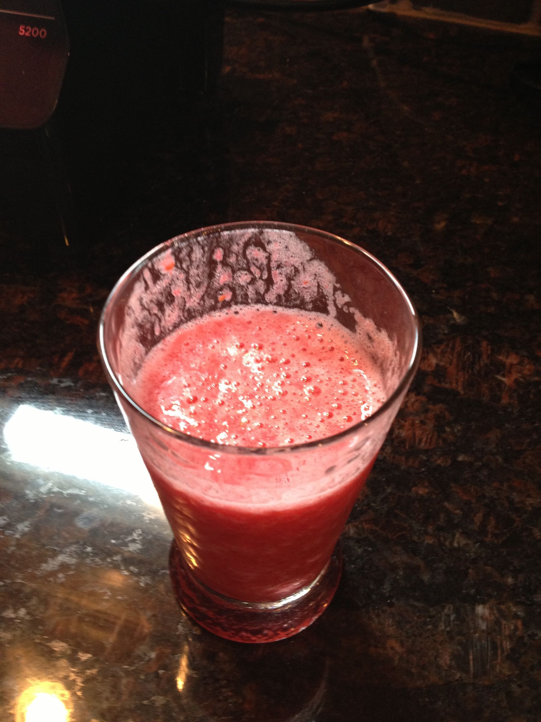 Make A Refreshing Raspberry Pineapple Drink