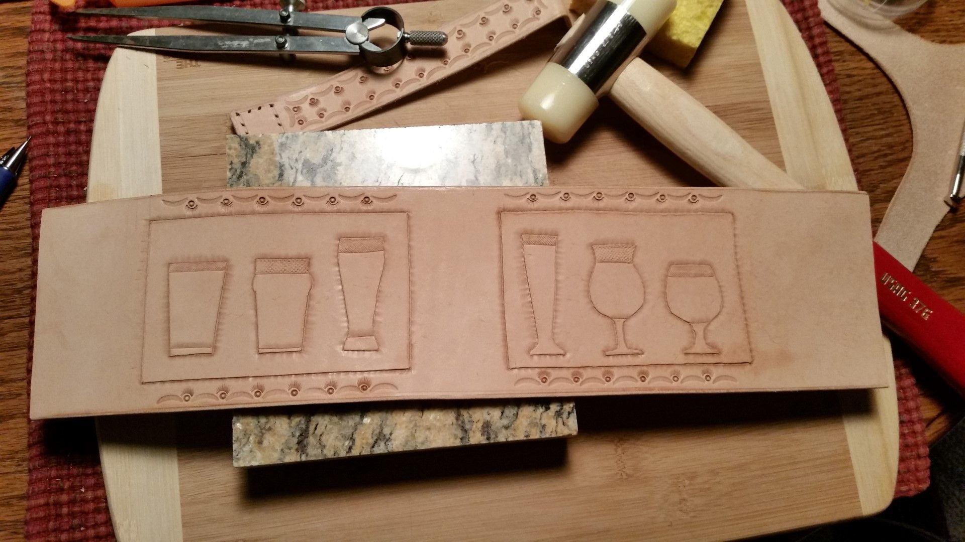 Leather Beer Growler Holder 7 Steps (with Pictures) Instructables