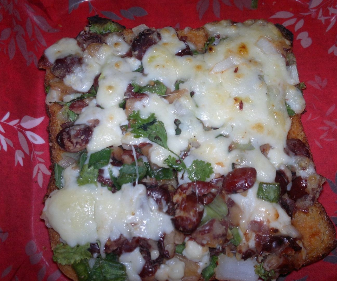 Bread Rajma Pizza