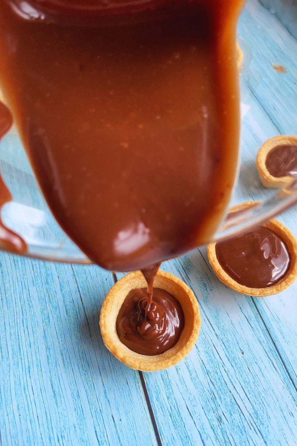 Pour in Tart Shells