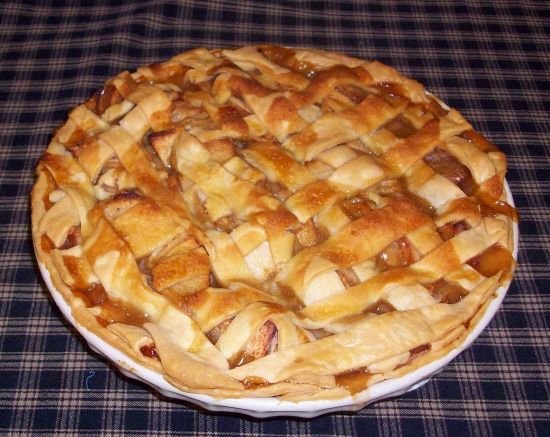 DON'S CARAMEL APPLE PIE