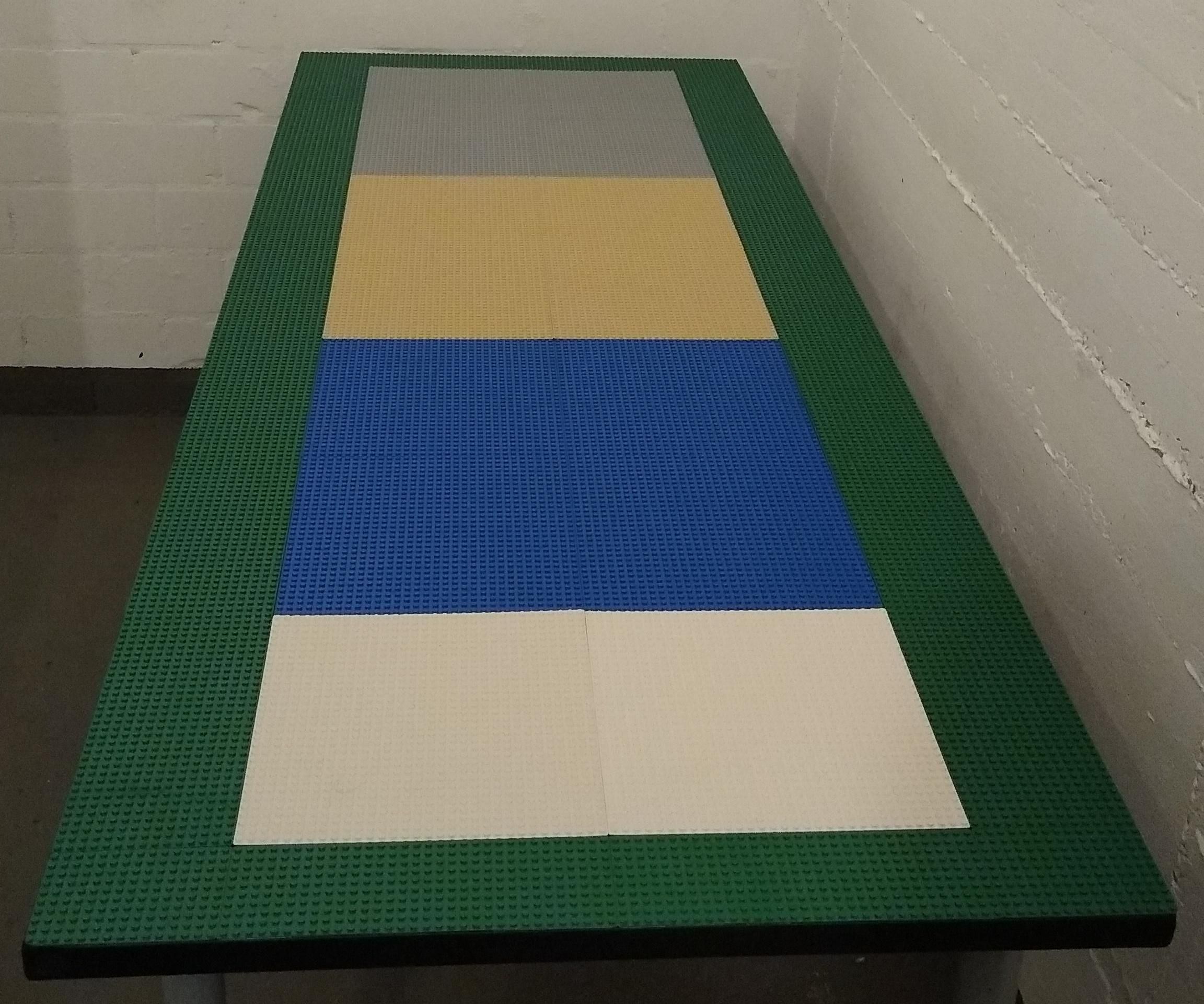 Lego Play Table (with Interchangeable Baseplates) - Updated