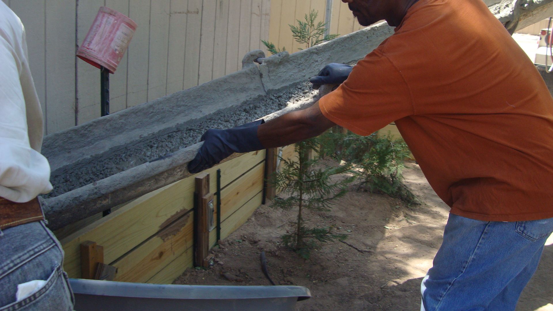 Retaining Wall and Footer/ Pouring Concrete Instructables