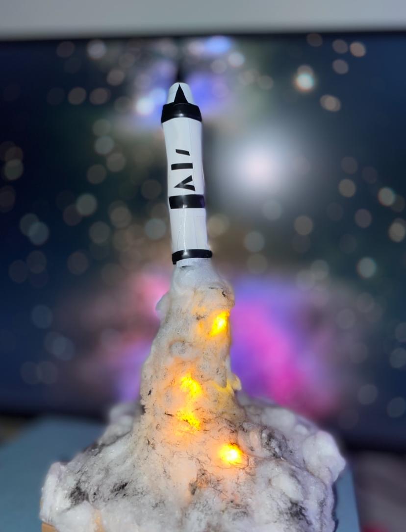 LED Launch Rocket: a Glowing Liftoff Diorama From Everyday Materials