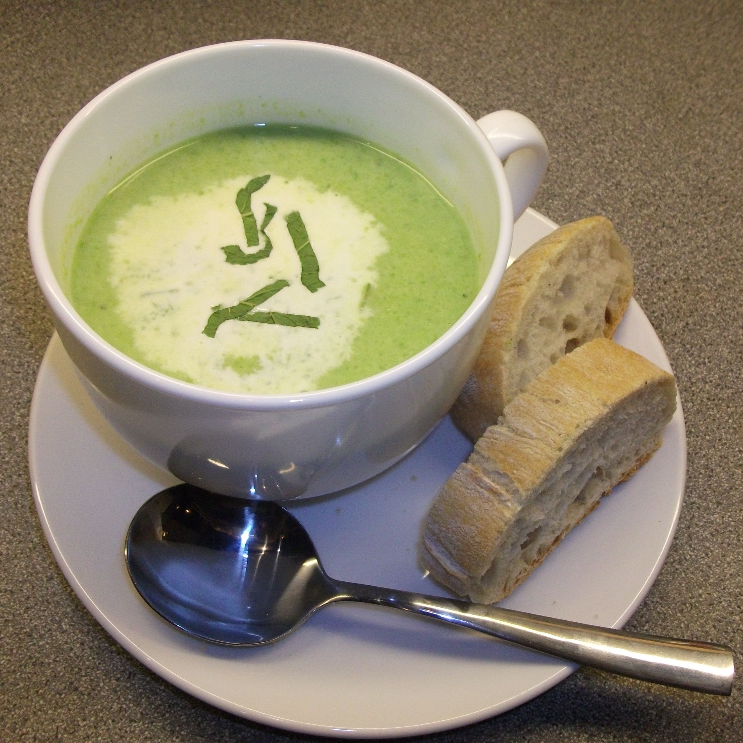 Easy Peasy Minty Pea Soup