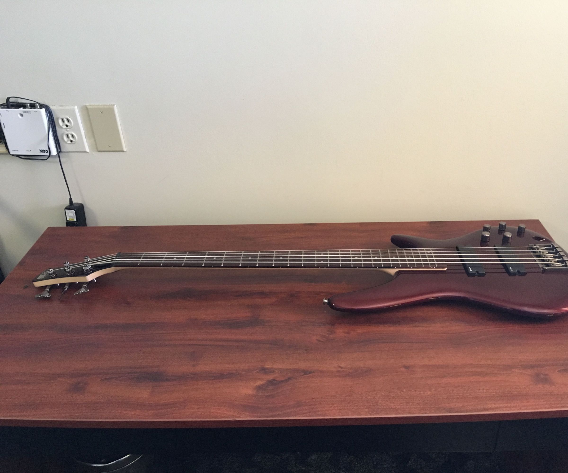 Changing a Bass String