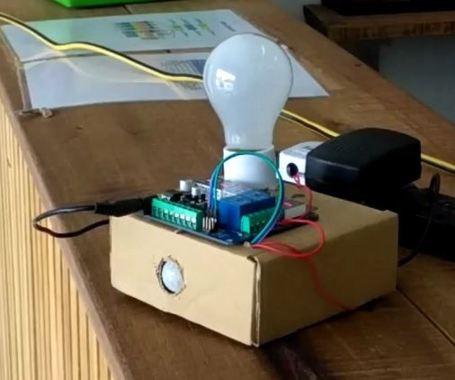 How to Make Smart Corridor With Configurable Timer Controller