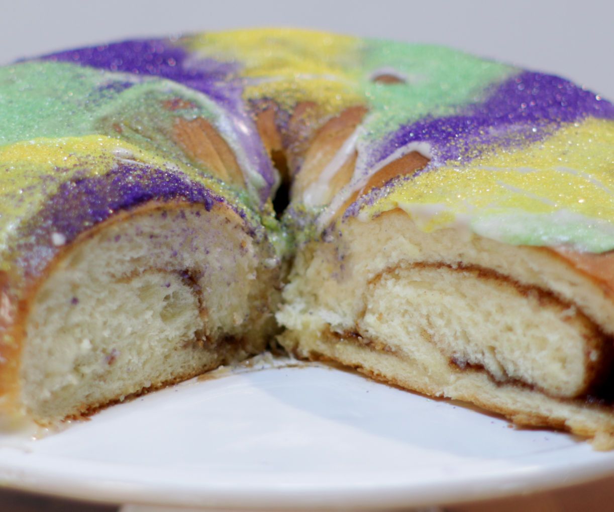 Easy Mardi Gras King Cake