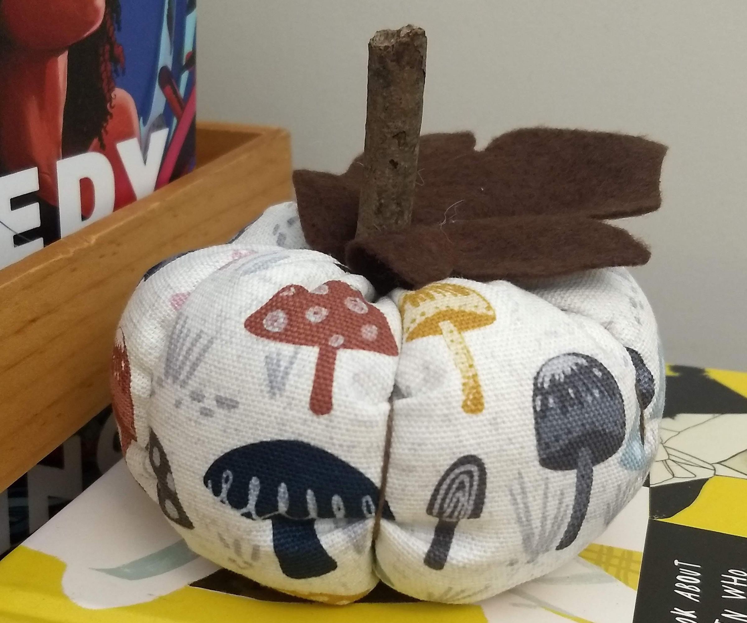 Simple Fabric Pumpkin