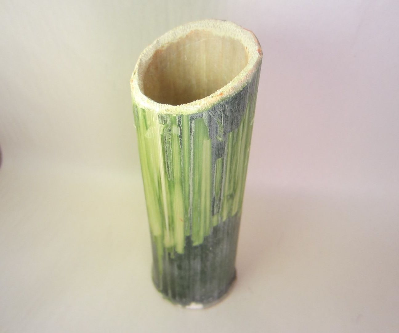 Minimalist Bamboo Holder