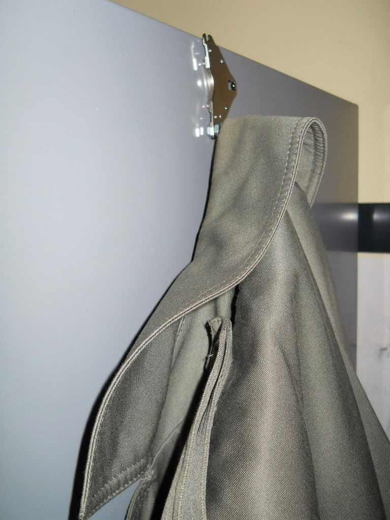 Five Minutes Magnetic Hanger for Your Trench Coat