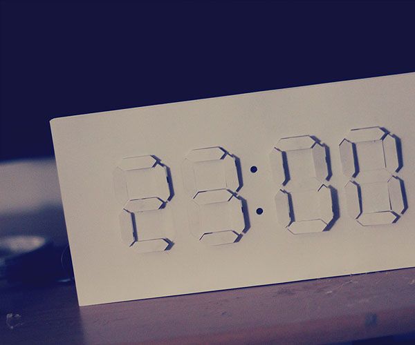 Reloj digital / analógico - Arduino + arte de papel