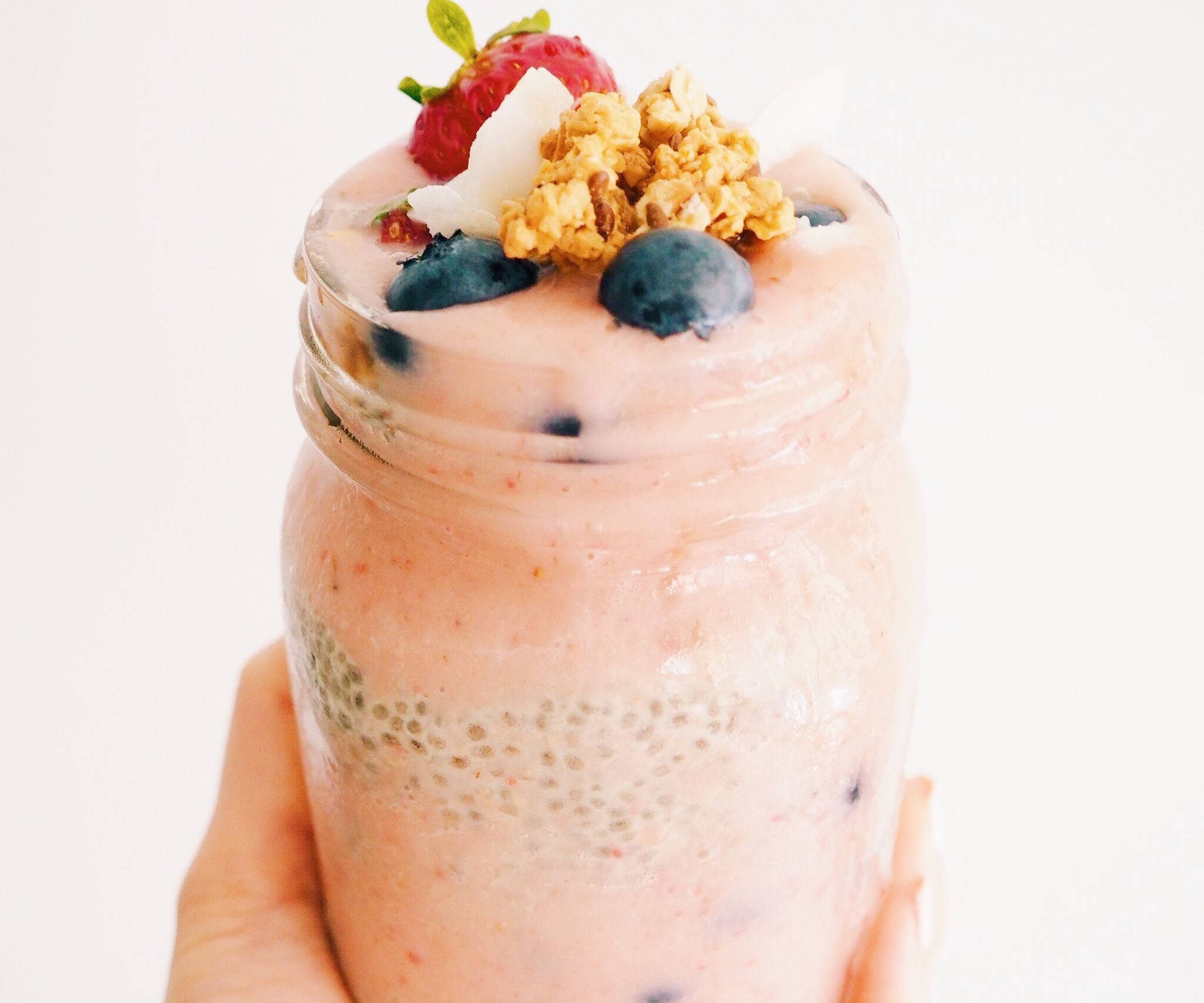 RECIPE | BERRY CHIA SMOOTHIE