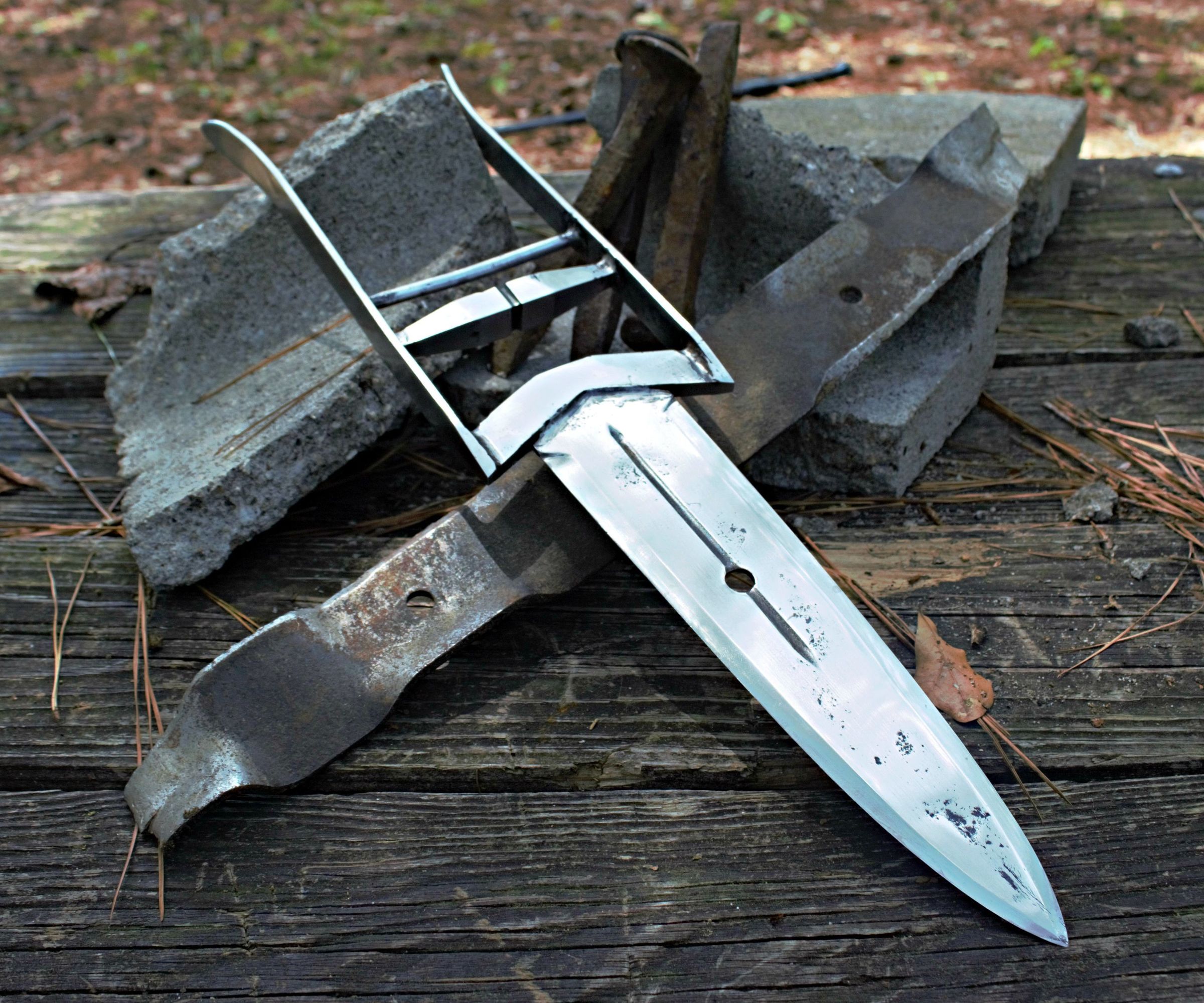How to Forge a Katar Dagger (from Lawn Mower Blade & RR Spikes)