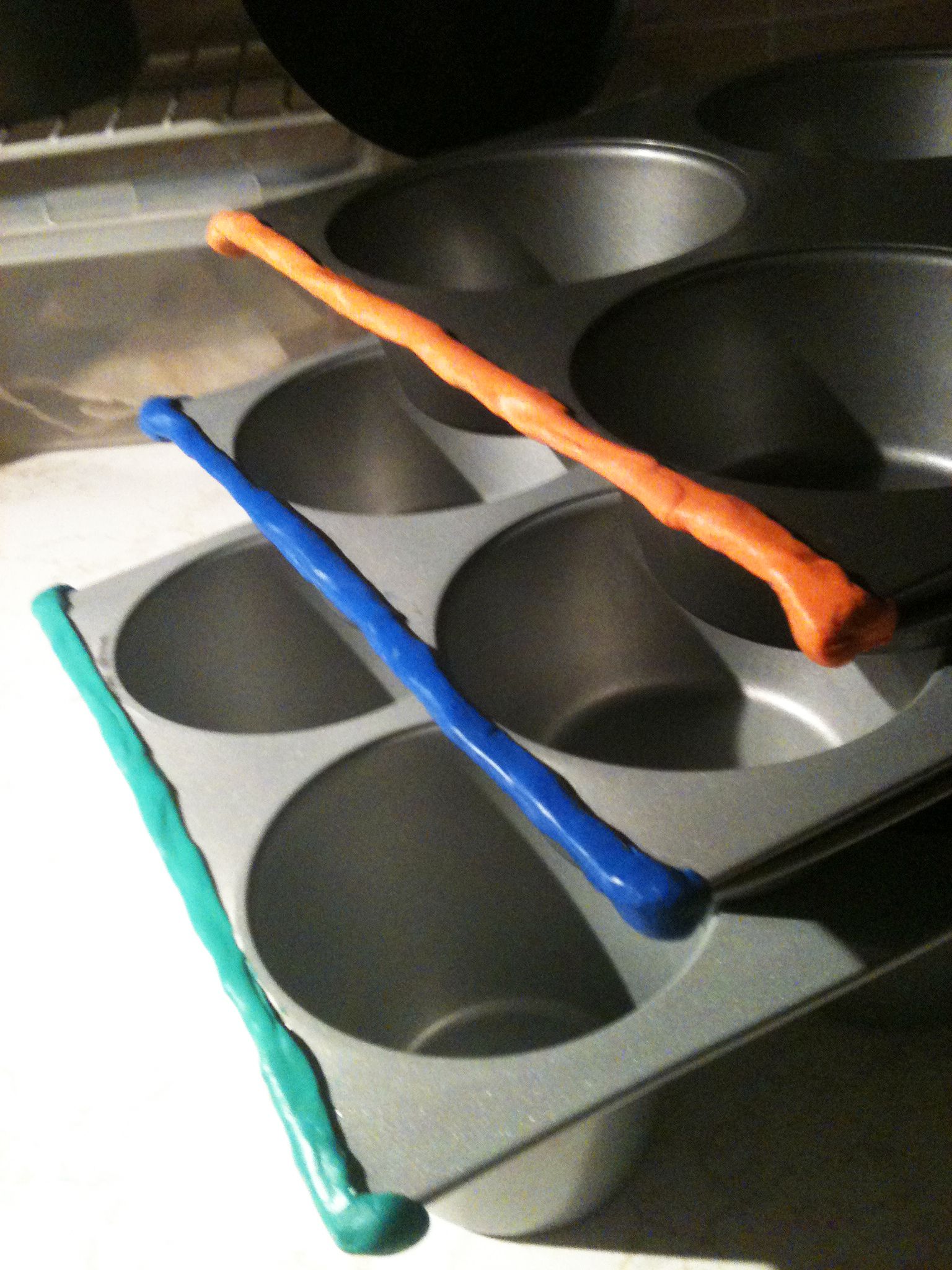 Putting a sugru rolled edge on metal work