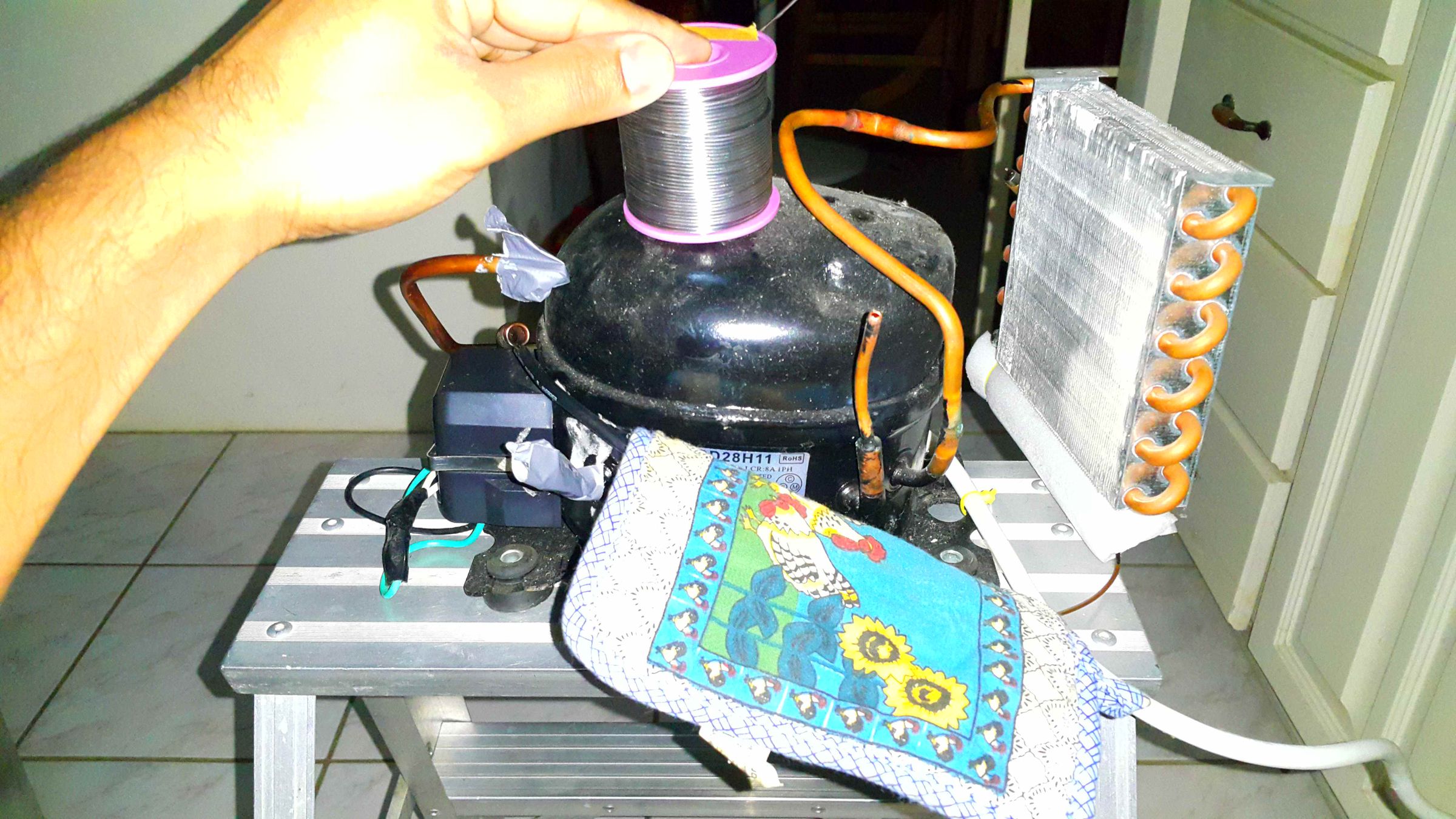 Repairing a Broken Refrigerant Line. 7 Steps (with Pictures