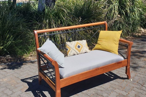 Convert An Old Bed Into A Bench Seat 12 Steps With Pictures
