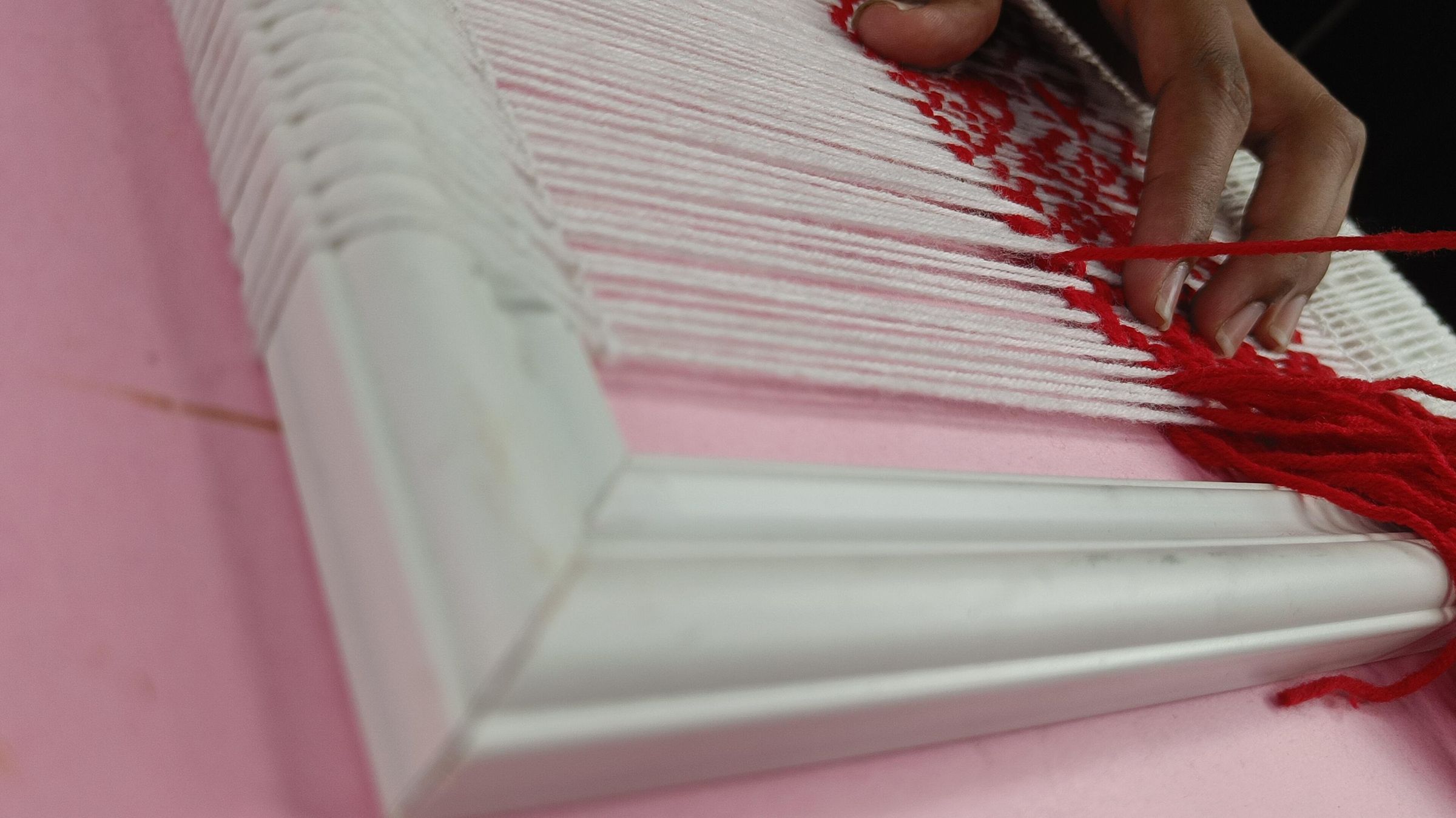 Textured Grid Art - Crafting Wool Patterns on Frames : 8 Steps (with ...