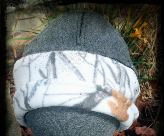 Zipper pockets in a HAT? You bet!