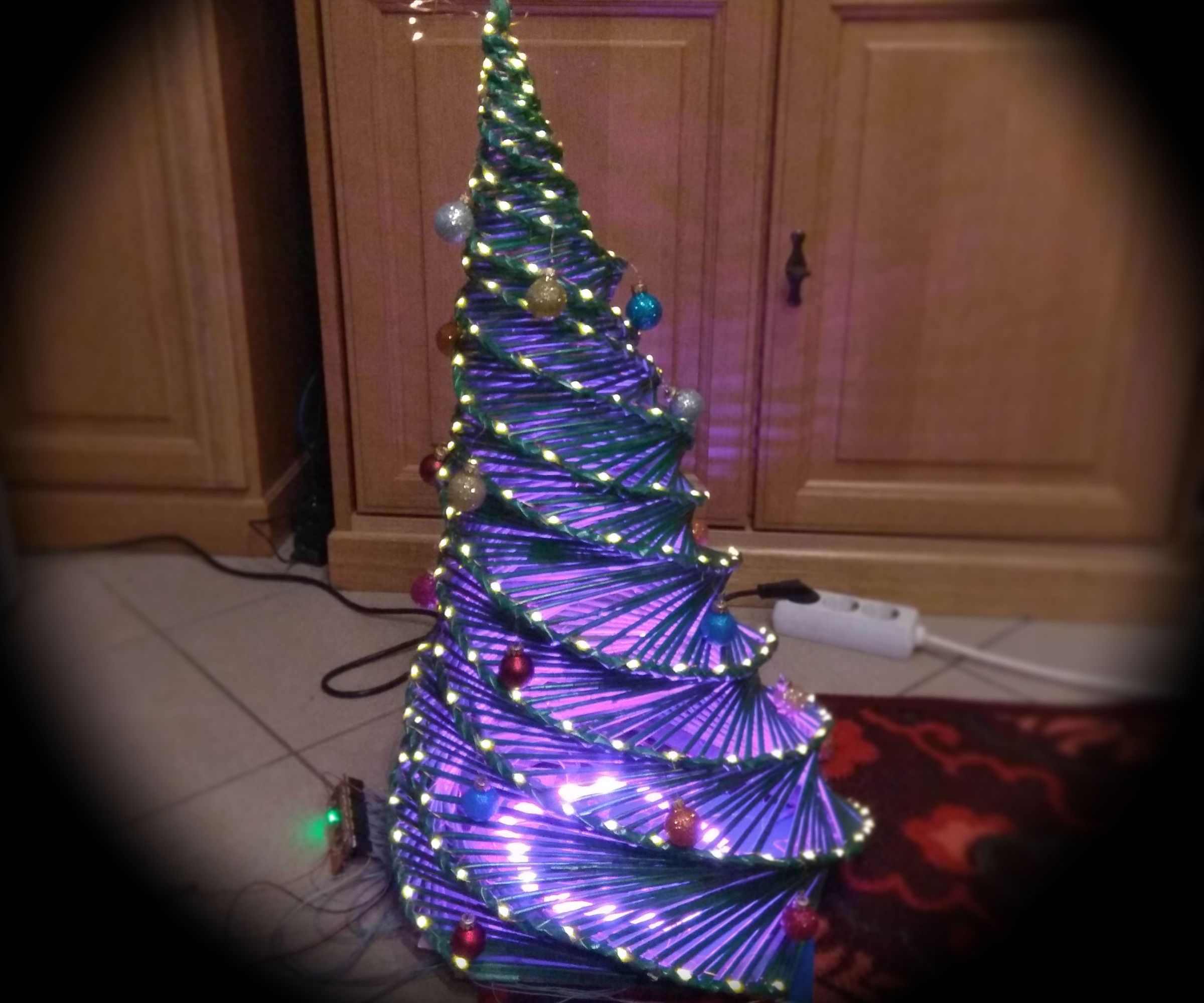 Music Animated Christmas Tree
