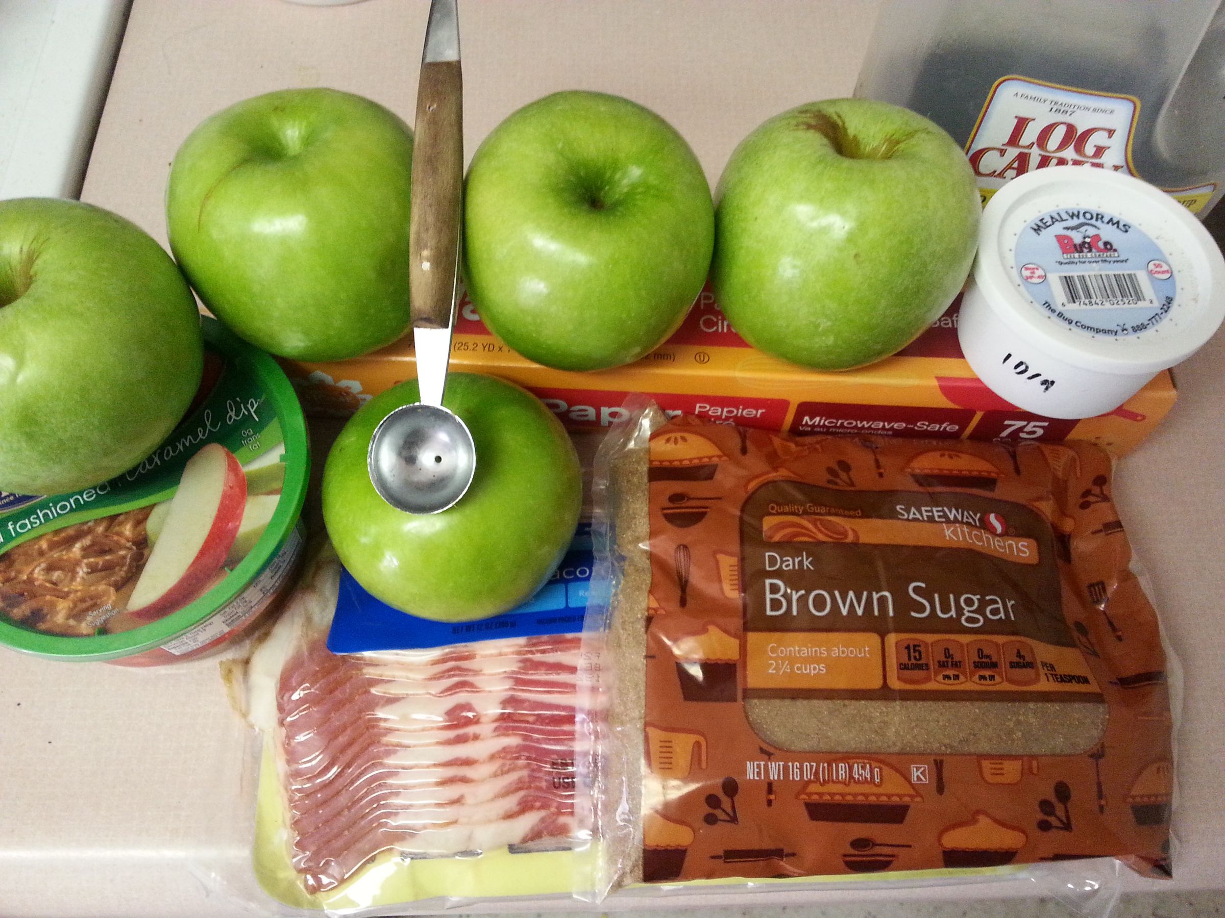 Trick or Treat Caramel Apple Bites With Candied Bacon and Mealworms 4
