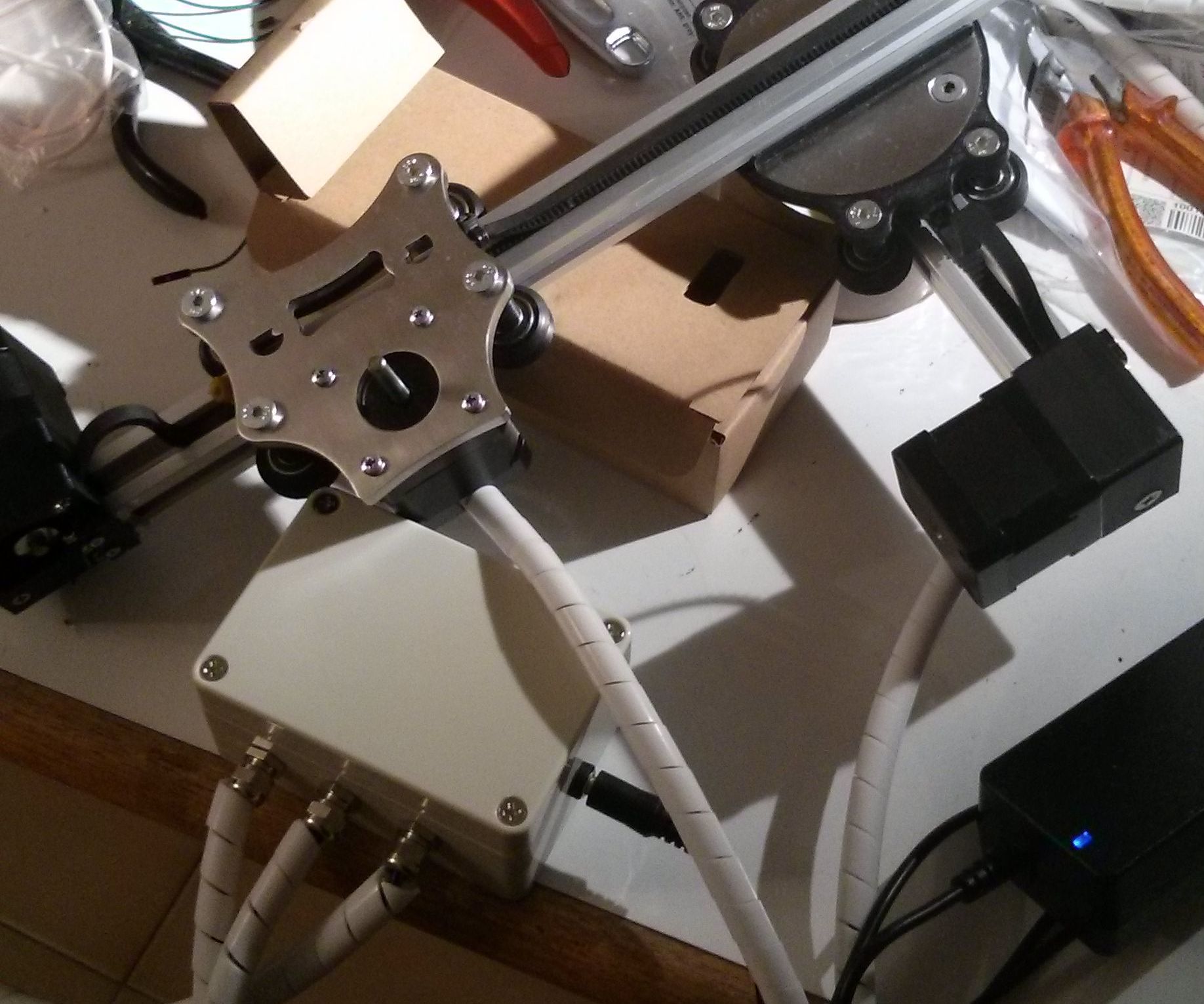 Building THE MIC ROLLER