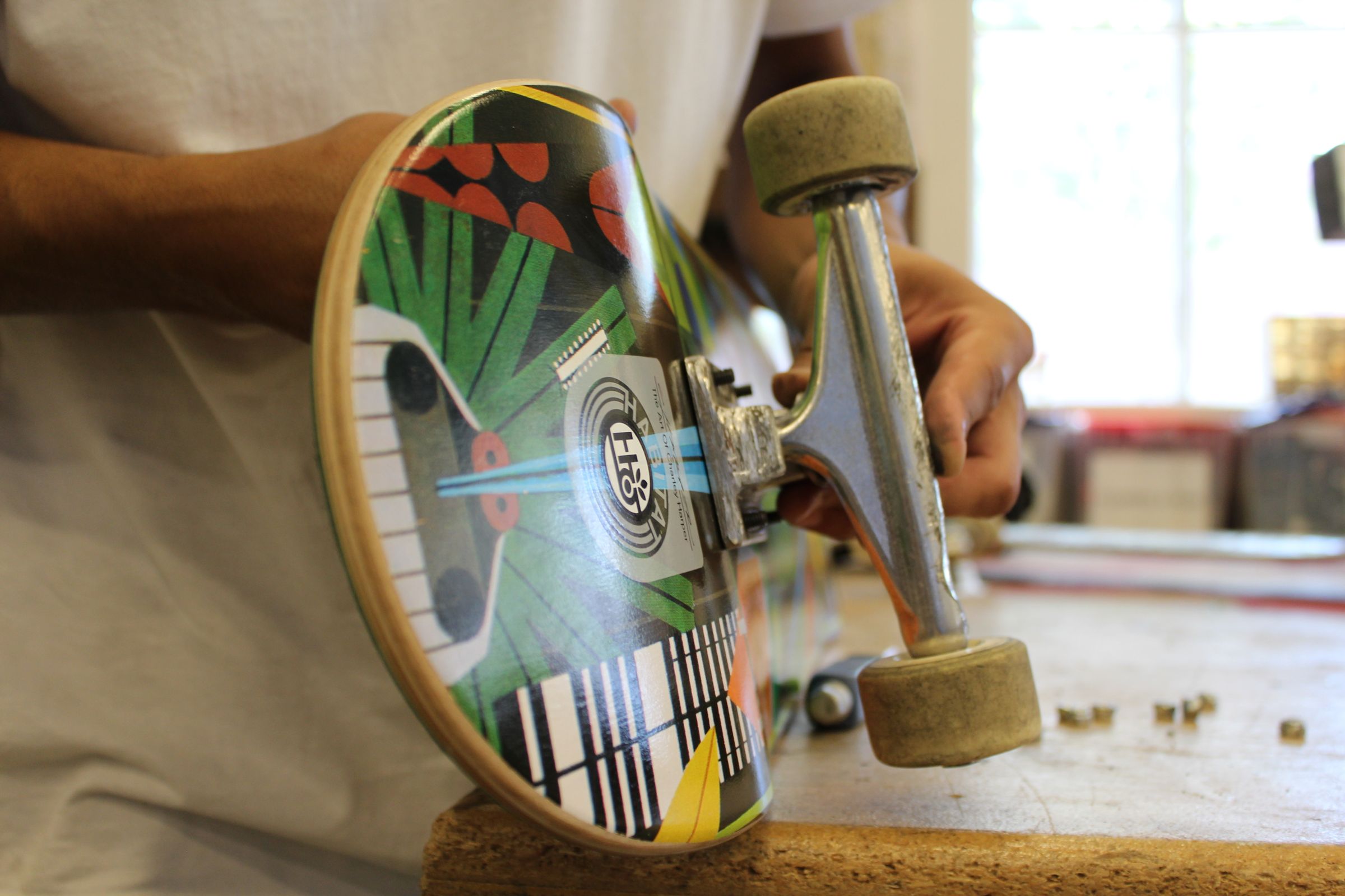 How to Assemble a Skateboard 3 Steps (with Pictures) Instructables